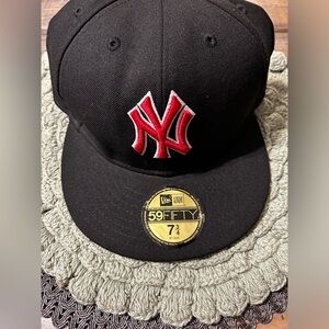 Vintage New Era 59FIFTY NY Fitted hat 7 3/4”